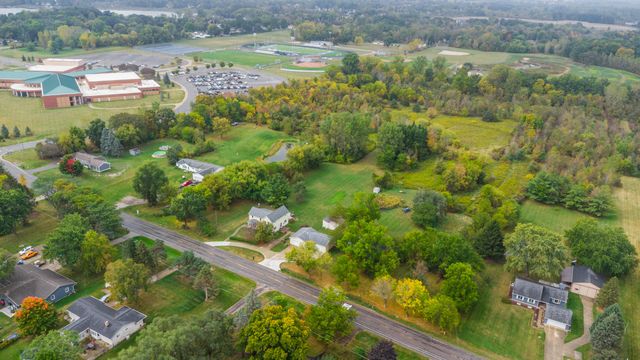 12356 Jennings Road, Fenton Twp, MI 48451