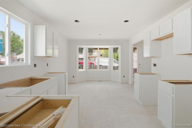 824 Nelsons Ridge Drive, Howell, MI 48843