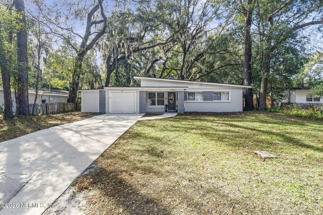 5466 KEYSTONE Drive S, Jacksonville, FL 32207