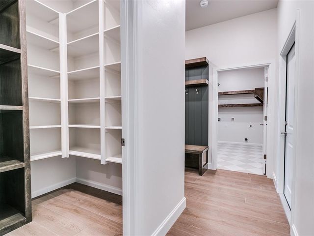 5225 Oakwood Drive, Noble, OK 73068