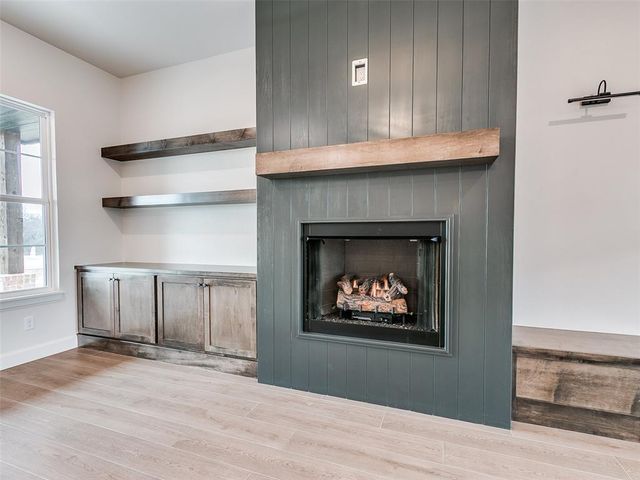 5225 Oakwood Drive, Noble, OK 73068