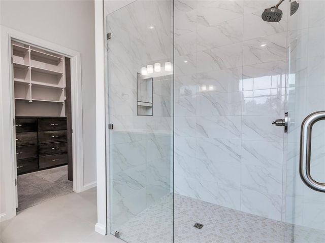 5225 Oakwood Drive, Noble, OK 73068