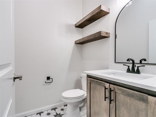 5225 Oakwood Drive, Noble, OK 73068