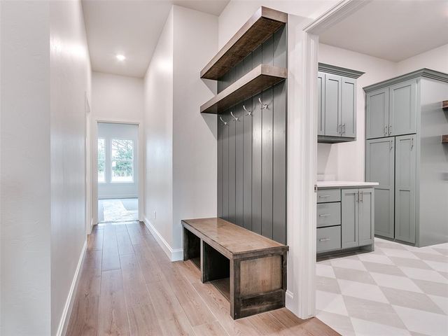 5225 Oakwood Drive, Noble, OK 73068