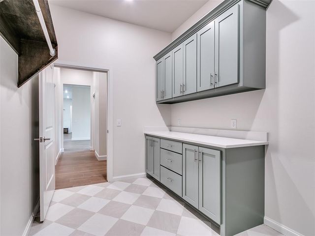 5225 Oakwood Drive, Noble, OK 73068