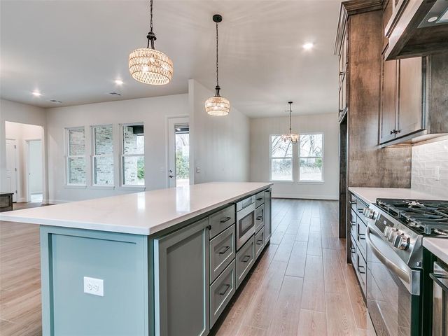 5225 Oakwood Drive, Noble, OK 73068