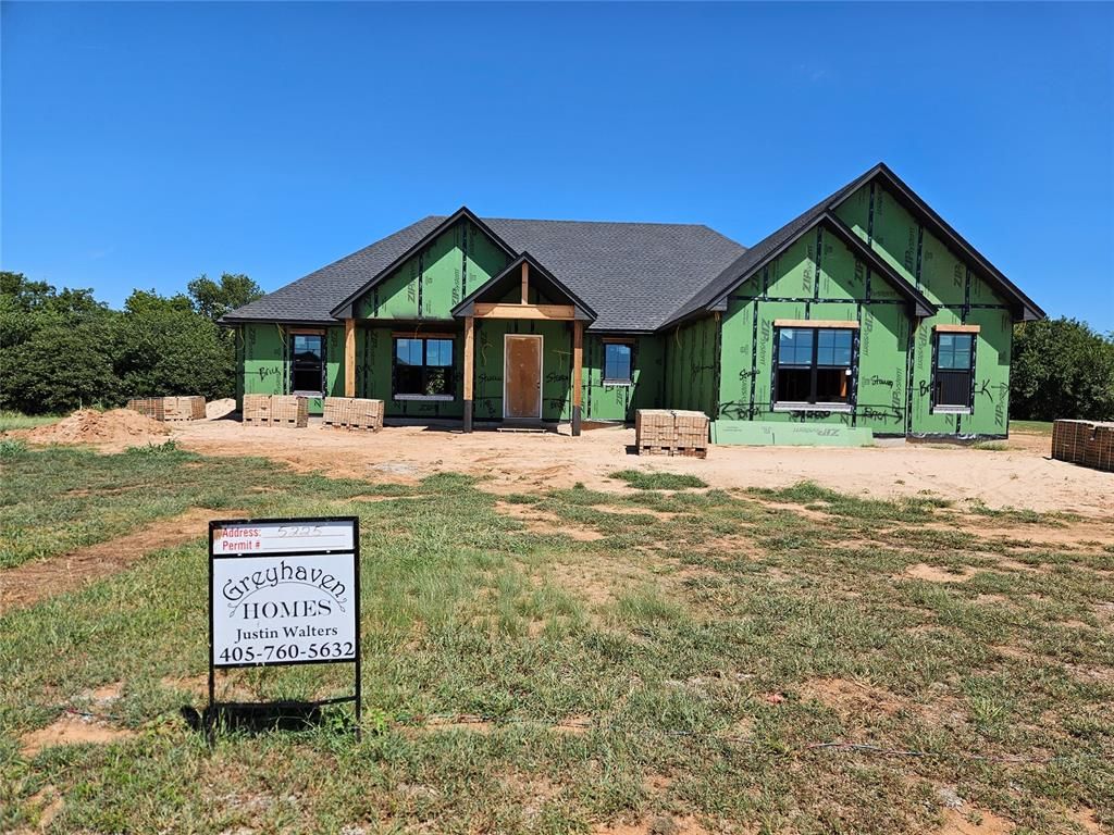 5225 Oakwood Drive, Noble, OK 73068