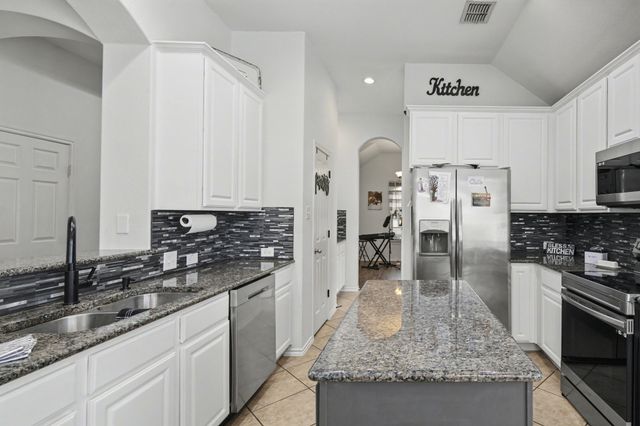 7924 Branch Hollow Trail, Fort Worth, TX 76123