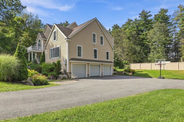 11 Trimble Trail, Kensington, NH 03833