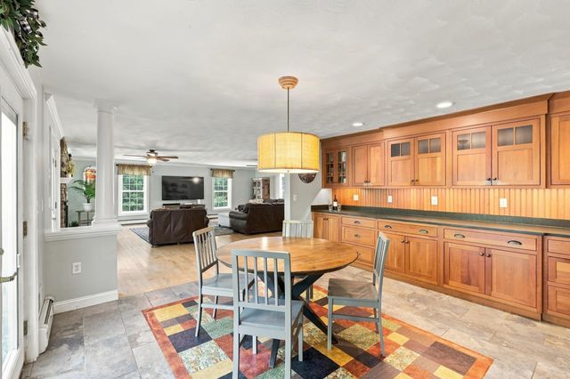 11 Trimble Trail, Kensington, NH 03833