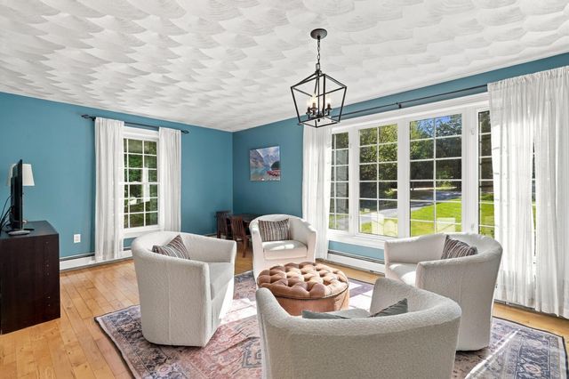 11 Trimble Trail, Kensington, NH 03833