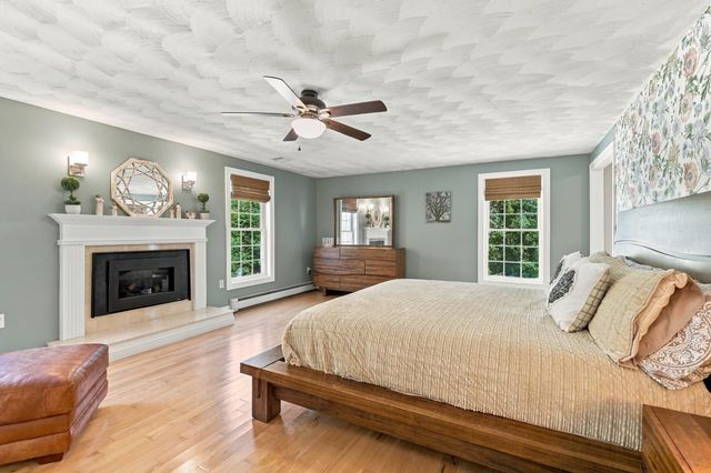 11 Trimble Trail, Kensington, NH 03833