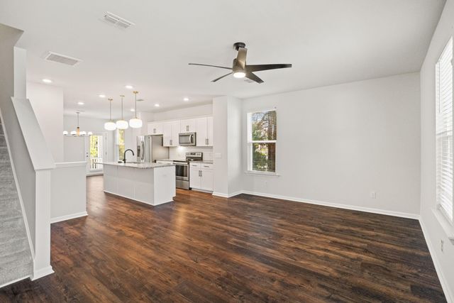 101 Rowans Creek Drive, Charleston, SC 29492