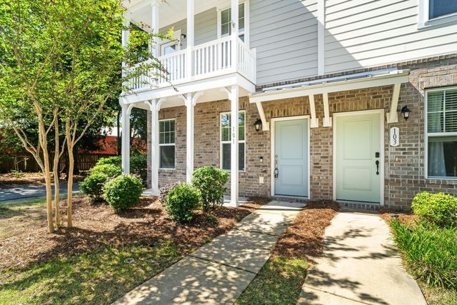 101 Rowans Creek Drive, Charleston, SC 29492