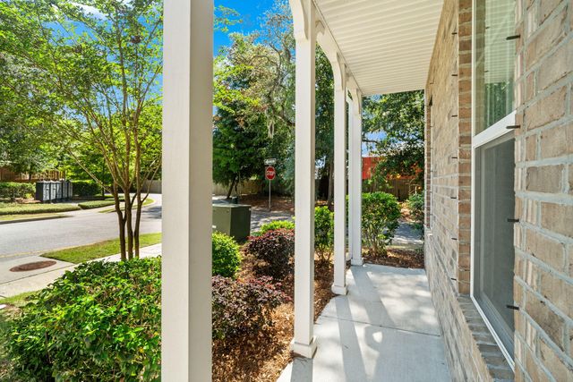 101 Rowans Creek Drive, Charleston, SC 29492