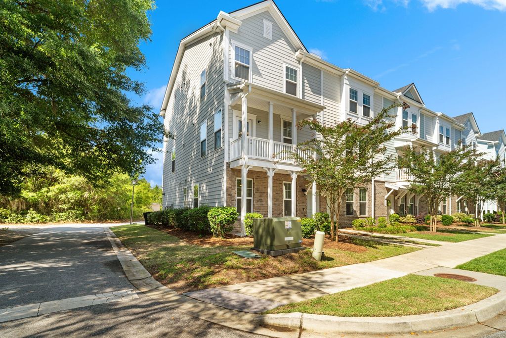 101 Rowans Creek Drive, Charleston, SC 29492