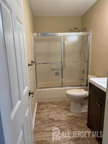 10-B Benjamin Franklin Drive, Monroe, NJ 08831