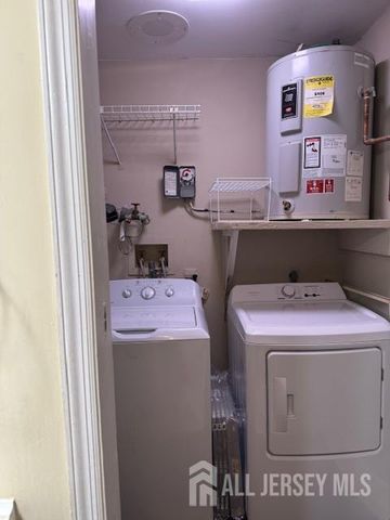 10-B Benjamin Franklin Drive, Monroe, NJ 08831