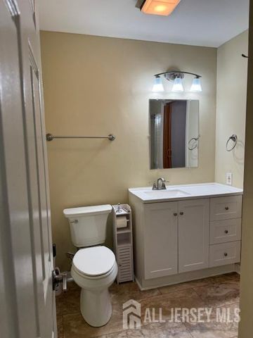 10-B Benjamin Franklin Drive, Monroe, NJ 08831