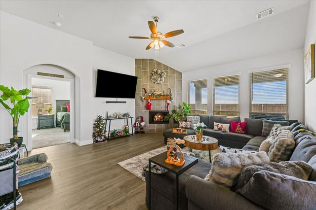 441 Green Terrace Court, Midlothian, TX 76065