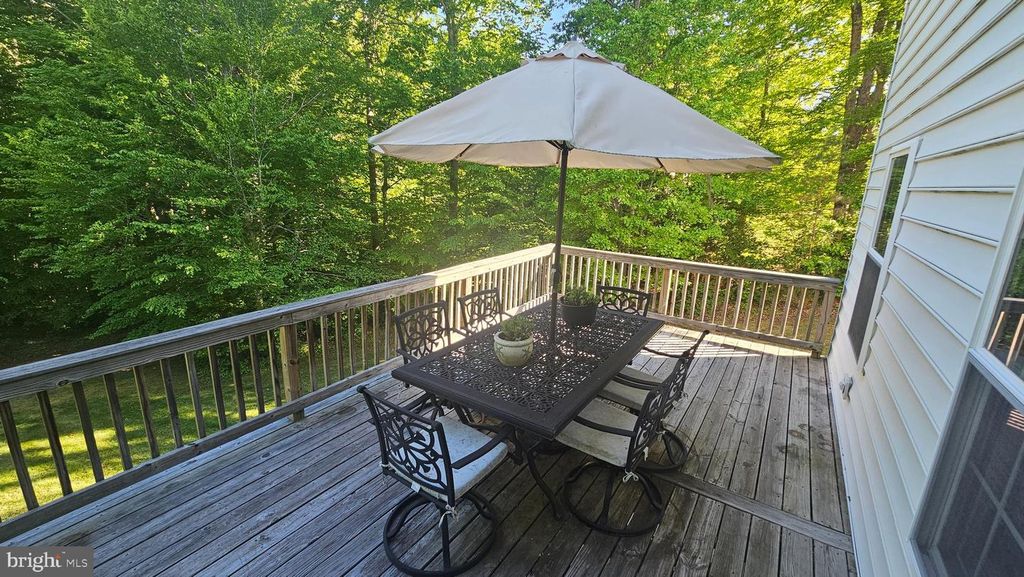 Image 10 of property listing at 3020 BLACKBERRY LN, Prince Frederick, MD 20678