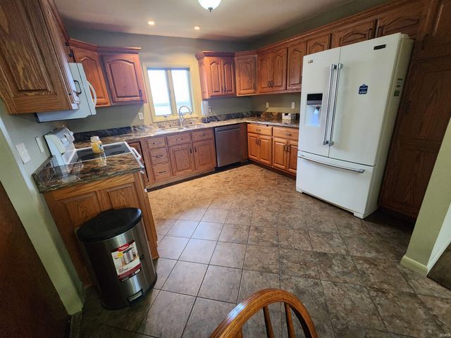 4471 E st rd 218 Road, Berne, IN 46711