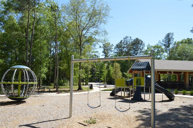 17905 Chestnut Drive, Waller, TX 77484