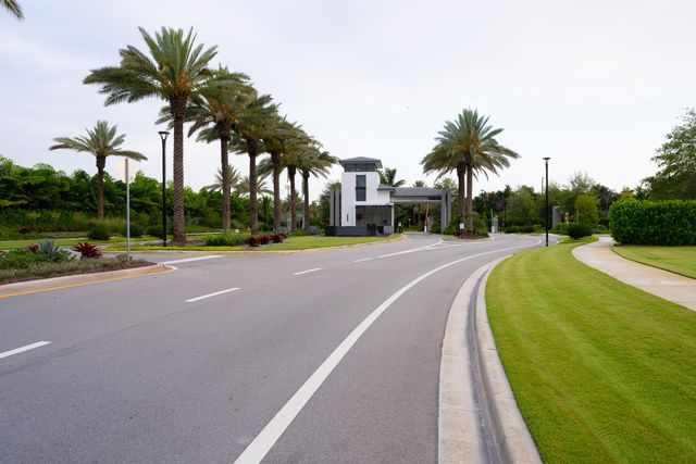 9597 Regal Palm Court, Boca Raton, FL 33434