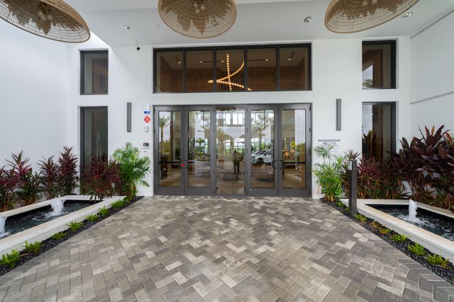 9597 Regal Palm Court, Boca Raton, FL 33434