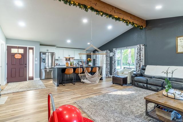 28975 Oak Grove Drive, Elkhart, IN 46514