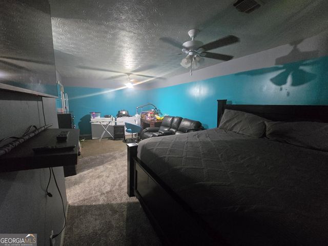 2071 E Scarbrough Trail, Stone Mountain, GA 30088