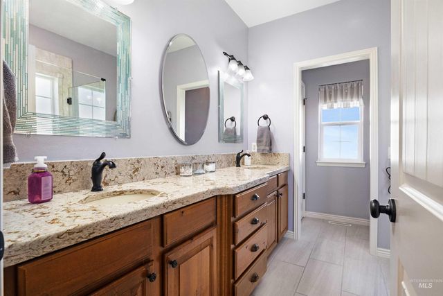 2595 Longbow Dr, Twin Falls, ID 83301