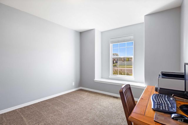2595 Longbow Dr, Twin Falls, ID 83301