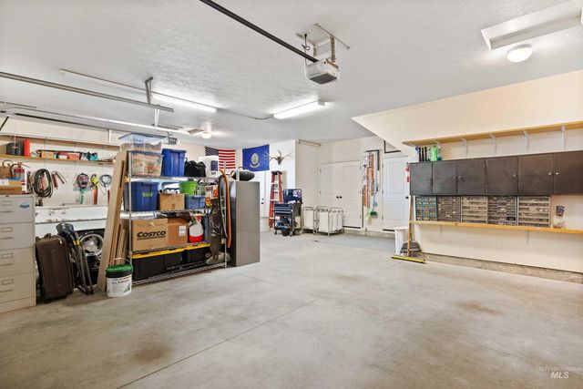 2595 Longbow Dr, Twin Falls, ID 83301