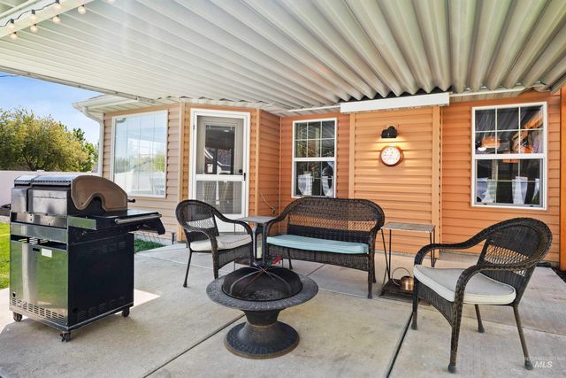 2595 Longbow Dr, Twin Falls, ID 83301