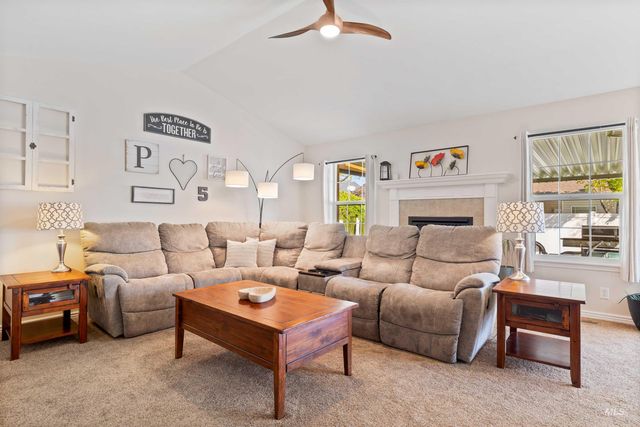 2595 Longbow Dr, Twin Falls, ID 83301