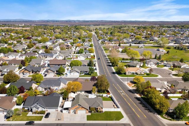 2595 Longbow Dr, Twin Falls, ID 83301
