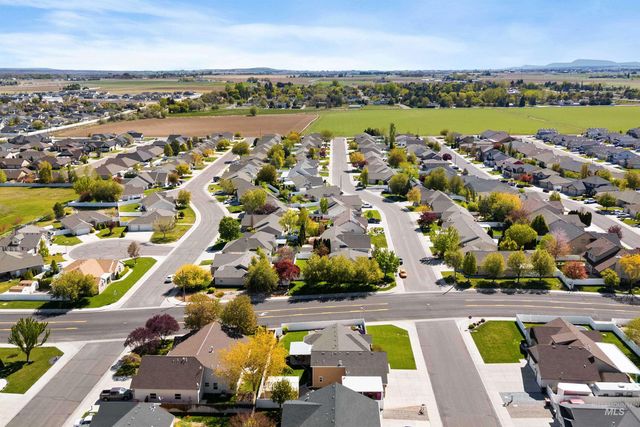 2595 Longbow Dr, Twin Falls, ID 83301