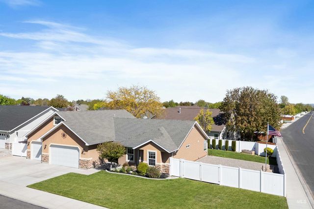2595 Longbow Dr, Twin Falls, ID 83301