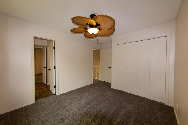5515 E Pembrook, Wichita, KS 67220