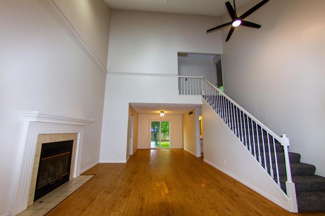 5515 E Pembrook, Wichita, KS 67220