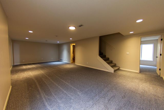 5515 E Pembrook, Wichita, KS 67220