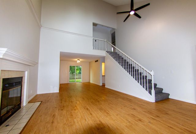 5515 E Pembrook, Wichita, KS 67220