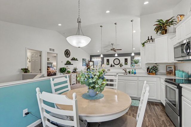 59149 Silvergrass Drive, Mattawan Vllg, MI 49071