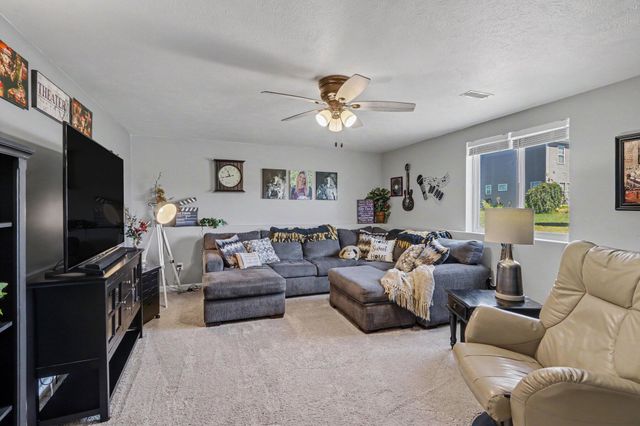 59149 Silvergrass Drive, Mattawan Vllg, MI 49071