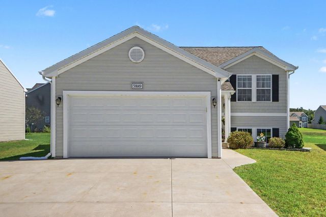 59149 Silvergrass Drive, Mattawan Vllg, MI 49071