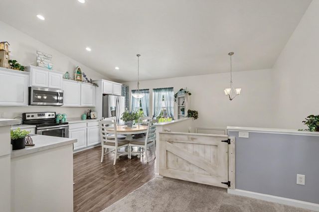 59149 Silvergrass Drive, Mattawan Vllg, MI 49071