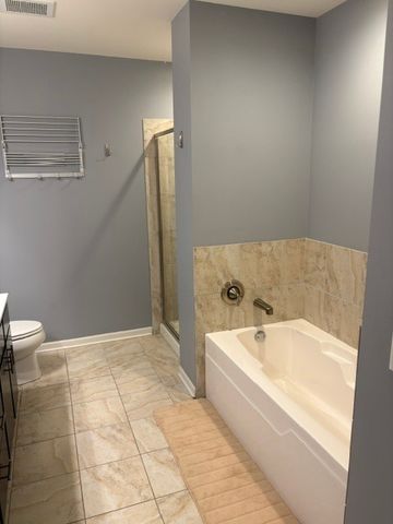300 Village Circle 207, Willow Springs, IL 60480