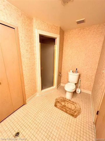 3989 S Shore Drive, Commerce Twp, MI 48382