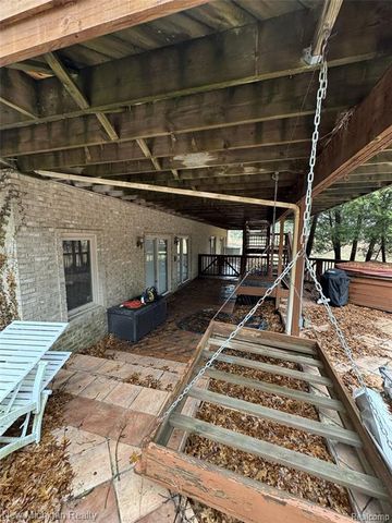 3989 S Shore Drive, Commerce Twp, MI 48382